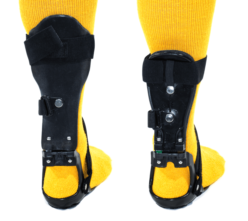 drop foot brace with cuffed calf section compared to drop foot brace without calf section
