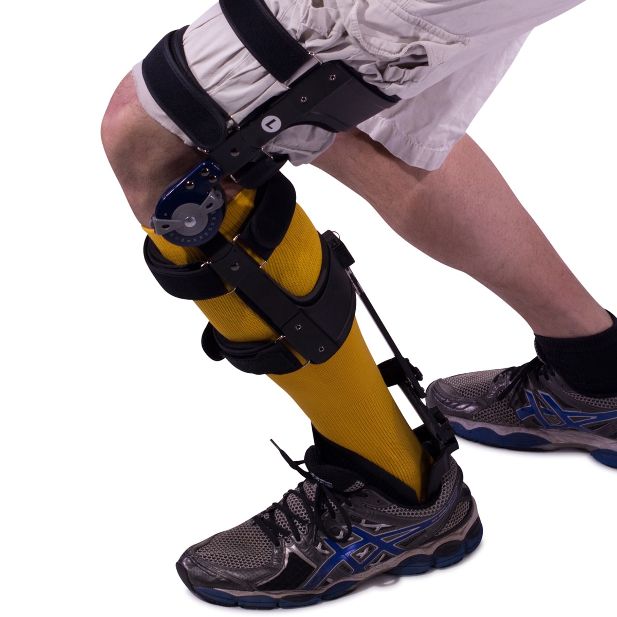 The masted knee brace from Insightful Products, shown with knee bending
